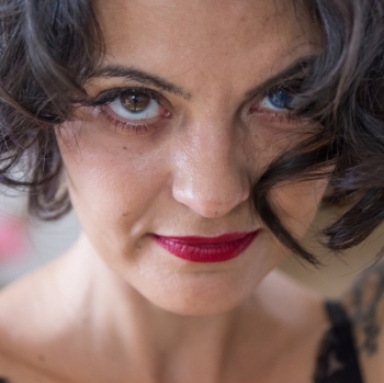 Alena Sizlo - Auteur
