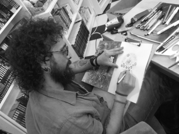 Firat Yaşa - Auteur