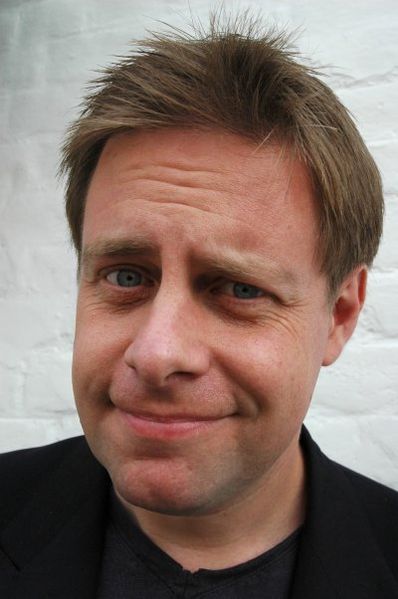 Paul Cornell - Auteur