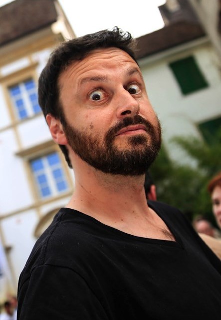 Pitch Comment - Auteur