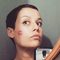Nora Bouazzouni - Auteur