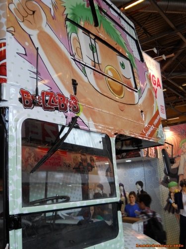 Le bus Kazé en plein milieu de la Japan Expo 2012