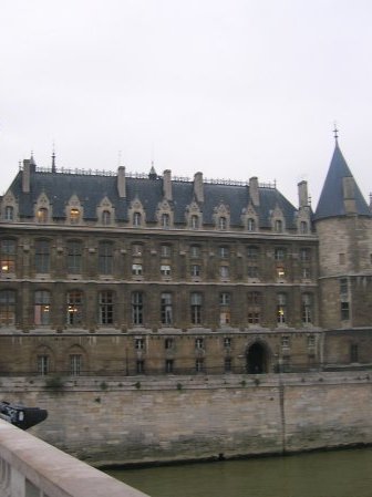 Le Palais de la Conciergerie