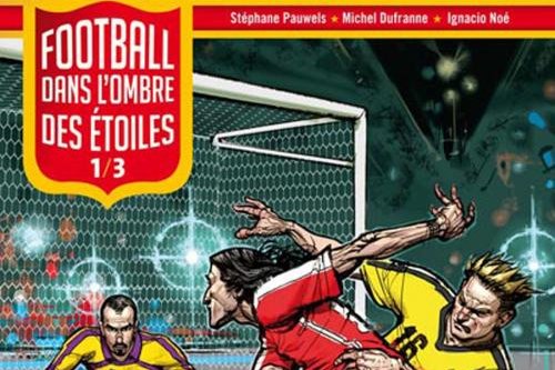Football Dans L'ombre Des Etoiles