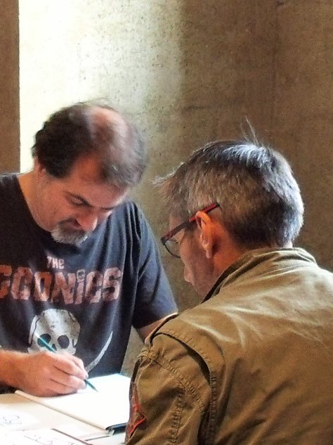 Pierre Alary en dédicace au festival du polar de Villeneuve lez Avignon 2016